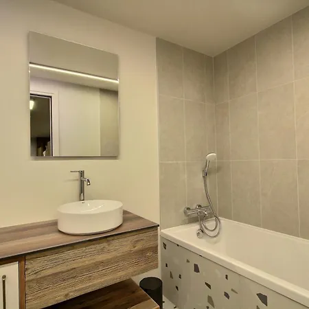 木屋 Topaz - 18 Couchages Sur Les Pistes Avec Services 拉普拉涅